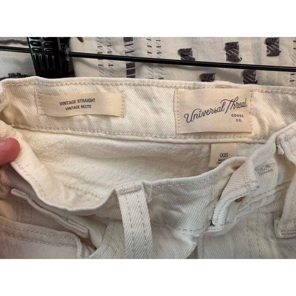 Universal Thread Women 00 S Cream Vintage Straight‎ Ripped High Rise Jeans - Picture 3 of 6